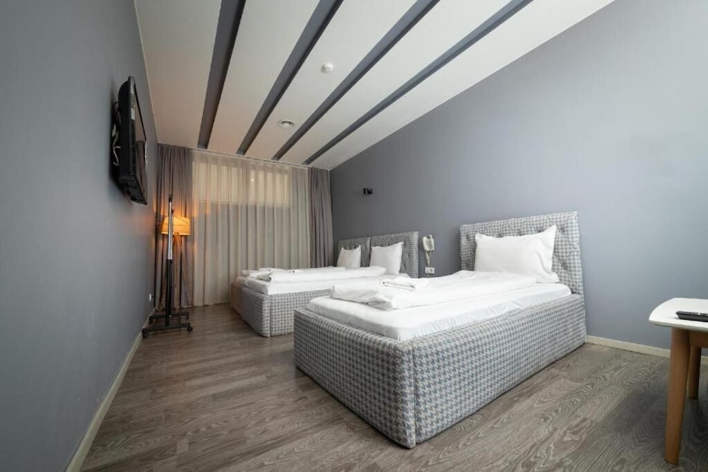 Hotel Gloria KS