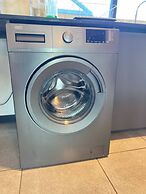 Amazing 1br, 2bath With River View in Waterfall