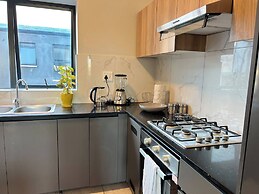 Amazing 1br, 2bath With River View in Waterfall