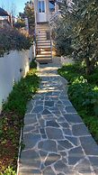 Pavlos Loft Apartment - Leontari Garden Escape