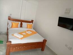 Ehtans Hotel And Accommodations