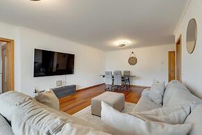 Sun Flower Apartment