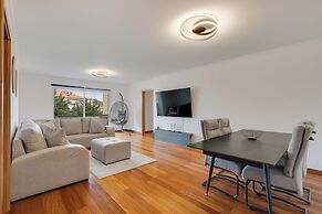 Sun Flower Apartment