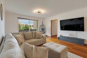 Sun Flower Apartment