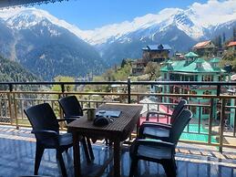 Suraj Guest House And Cafe