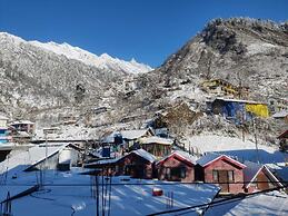 Suraj Guest House And Cafe