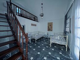 Tritonas Rooms