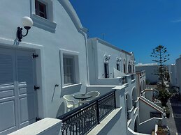 Tritonas Rooms