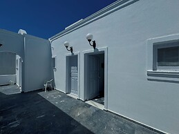 Tritonas Rooms