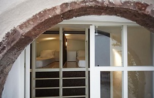 Hostel 16 Oia