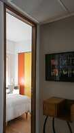 El Jacaranda Large 3 BR With Balcony in Recoleta