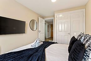 Stylish 2 Bed  2 Bathrooms Free Parking