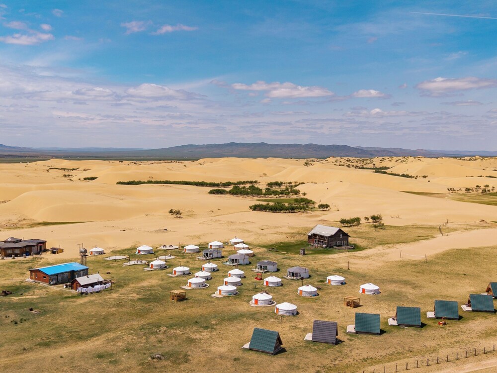 Mongol Altai Tour Camp