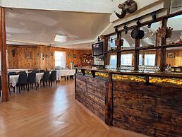 Mongol Altai Tour Camp