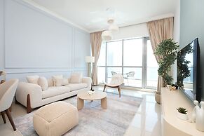 Gala Guests - Bay Central Collection