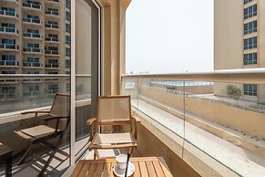Gala Guests - Lakeside Tower Living