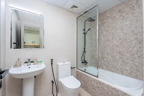Gala Guests - Lakeside Tower Living