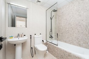 Gala Guests - Lakeside Tower Living