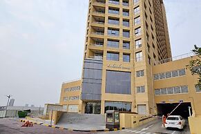 Gala Guests - Lakeside Tower Living