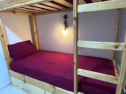 Ira Hostel