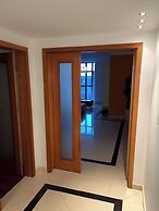 Luxury Apartment, Near Beach&golf