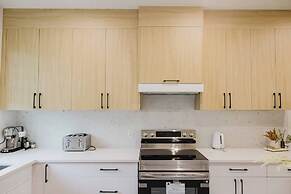Brown Family Vacation Home - 4 Bedrooms- 3 Baths