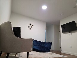 Brown Family Vacation Home - 4 Bedrooms- 3 Baths