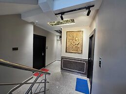 The Bay Suites - NIS