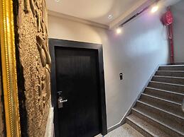 The Bay Suites - NIS
