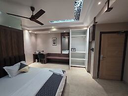 The Bay Suites - NIS