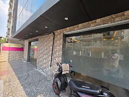 The Bay Suites - NIS