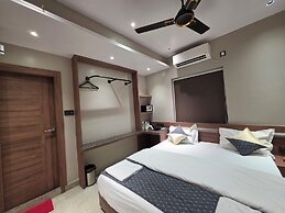The Bay Suites - NIS