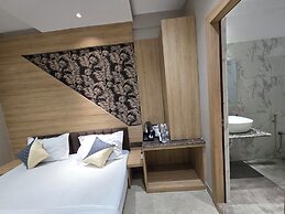 The Bay Suites - NIS