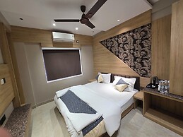 The Bay Suites - NIS