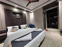 The Bay Suites - NIS