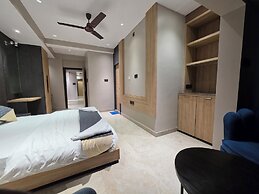 The Bay Suites - NIS