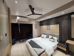 The Bay Suites - NIS