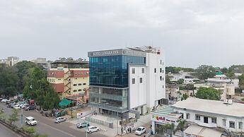 Hotel Lohara Inn