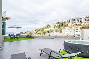 Villa Emilia by Atlantic Holiday