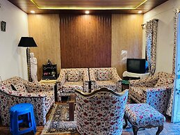 Luxsugero Stays Nainital