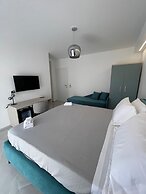 Xenia Room