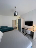 Xenia Room