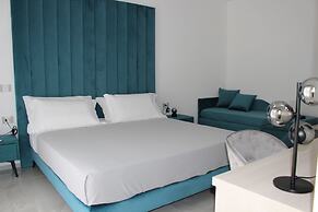 Xenia Room