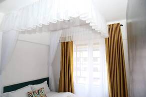 Makasembo Cozy Serenity