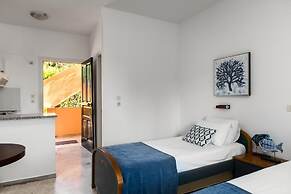 Nikiforos Apartments