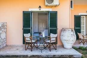 Nikiforos Apartments