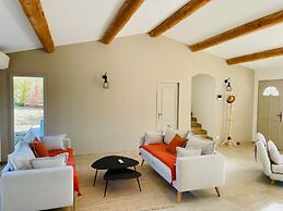 Mas de la Canop e Pool air Condition