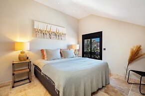 Mza32.2a - Stylish Penthouse With Large Terrace