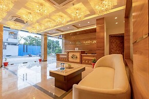 Hotel Ambalika Aashray Katra