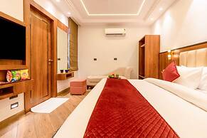Hotel Ambalika Aashray Katra